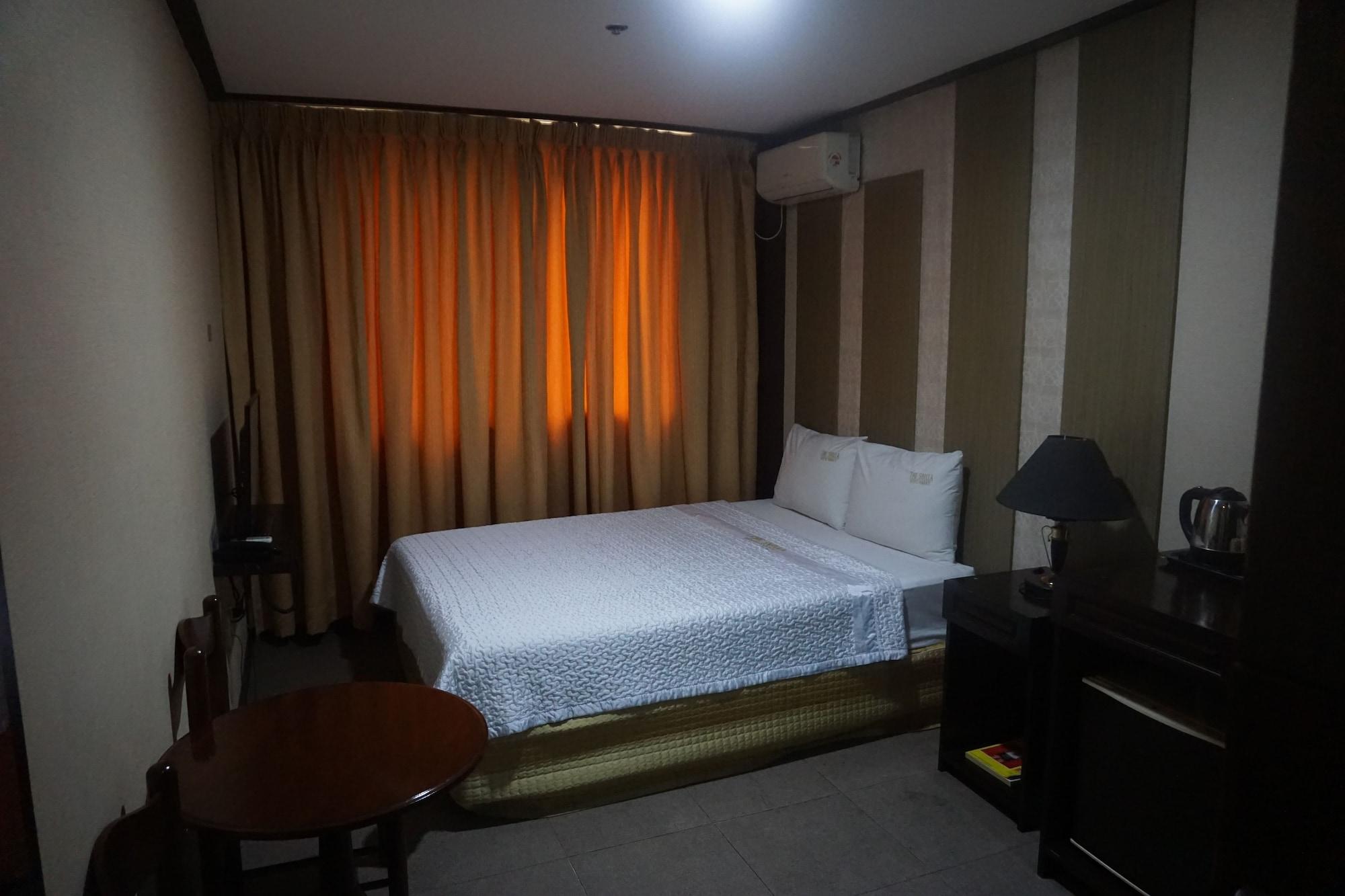 The Shila Philla Hotel Makati City Ngoại thất bức ảnh