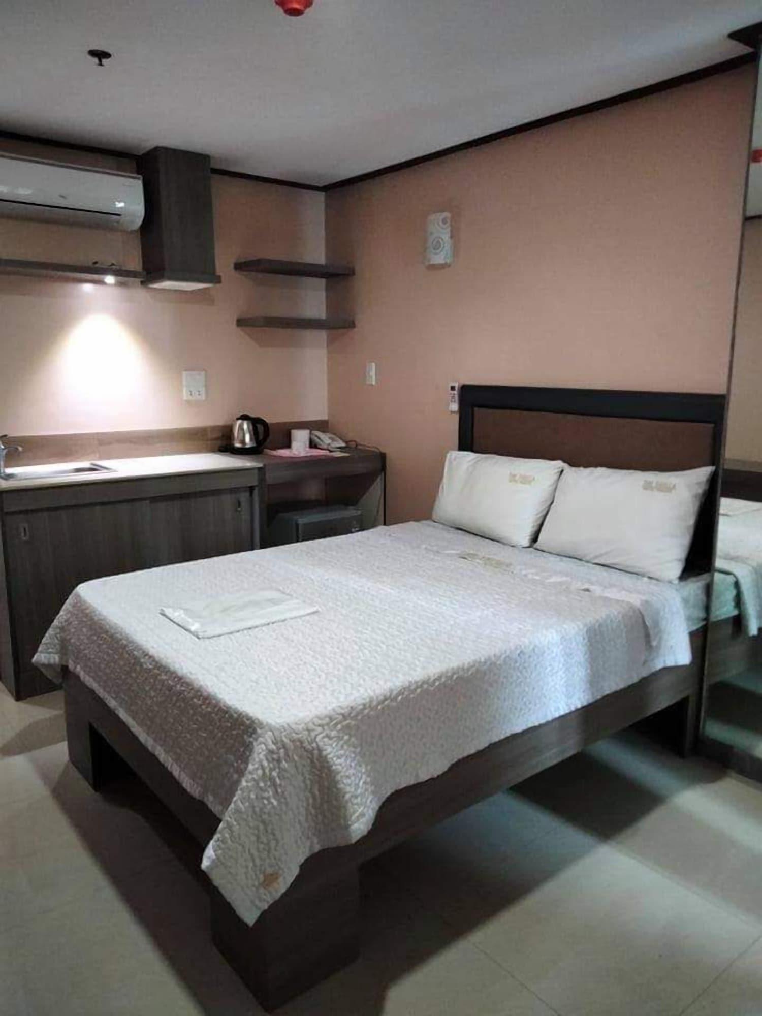 The Shila Philla Hotel Makati City Ngoại thất bức ảnh