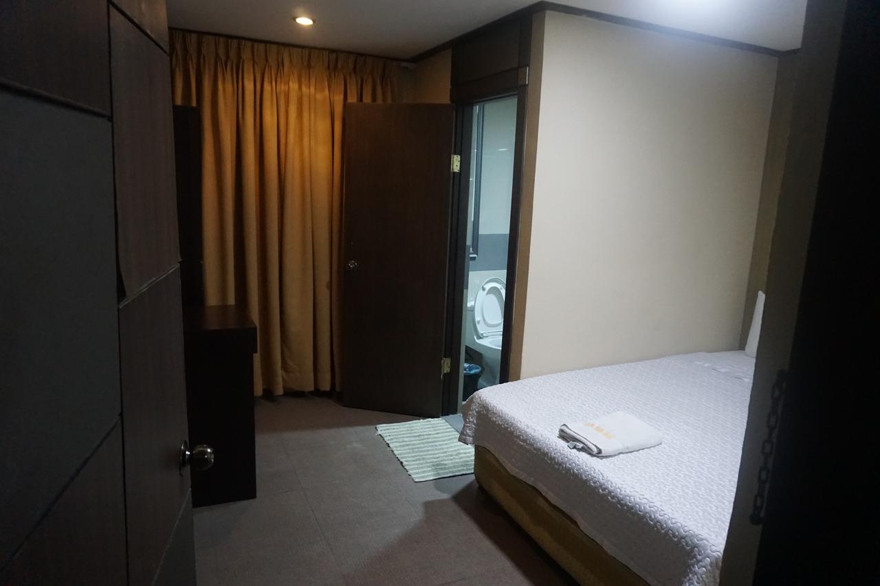 The Shila Philla Hotel Makati City Ngoại thất bức ảnh