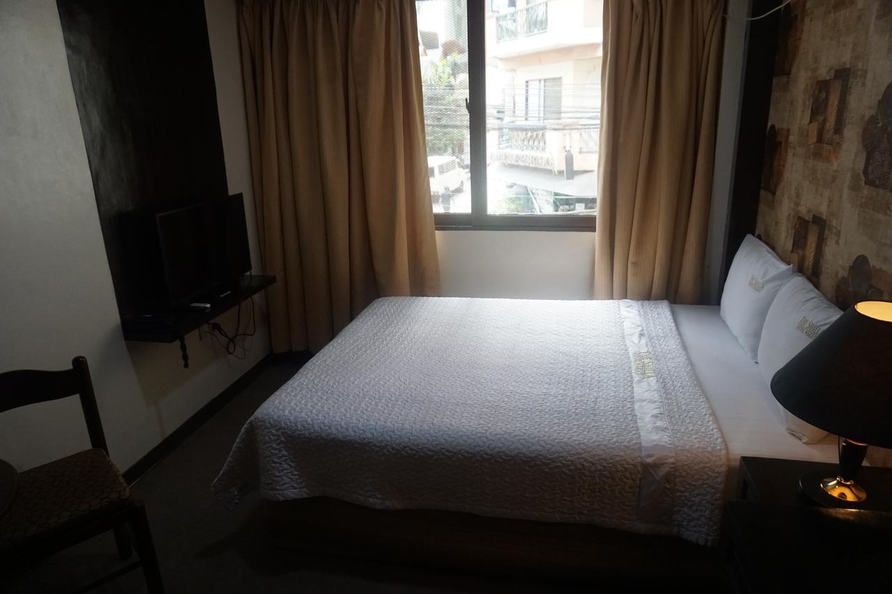 The Shila Philla Hotel Makati City Ngoại thất bức ảnh