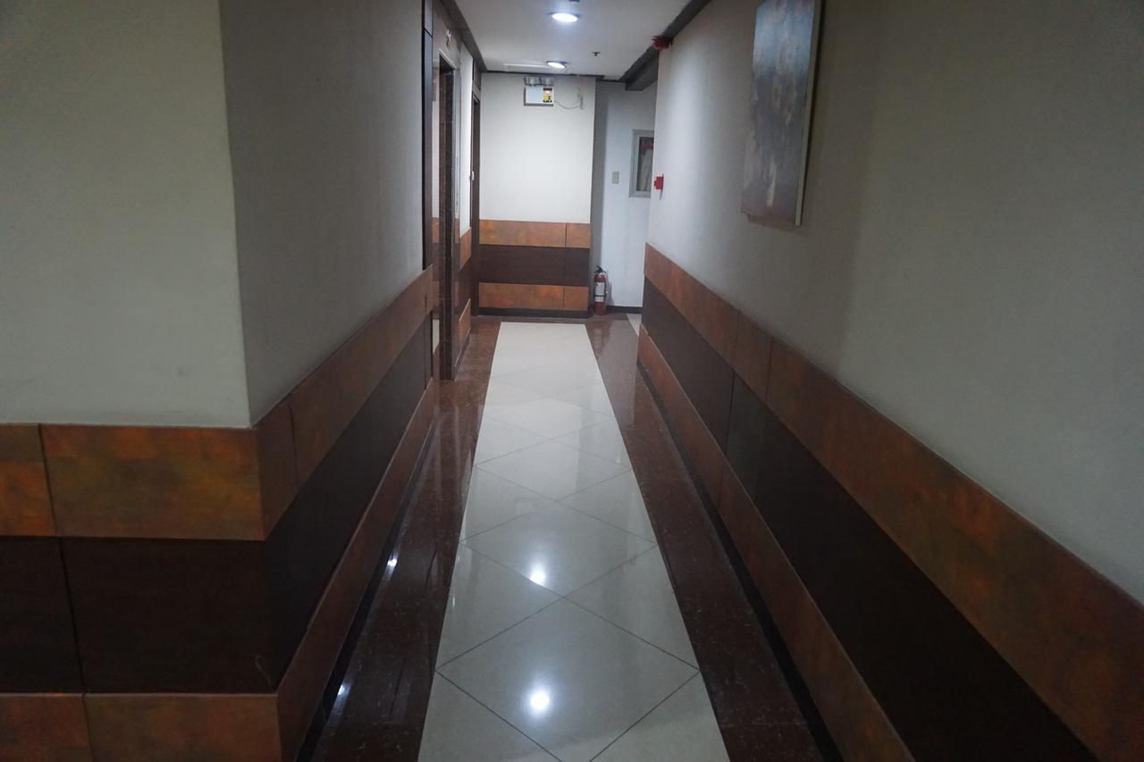 The Shila Philla Hotel Makati City Ngoại thất bức ảnh