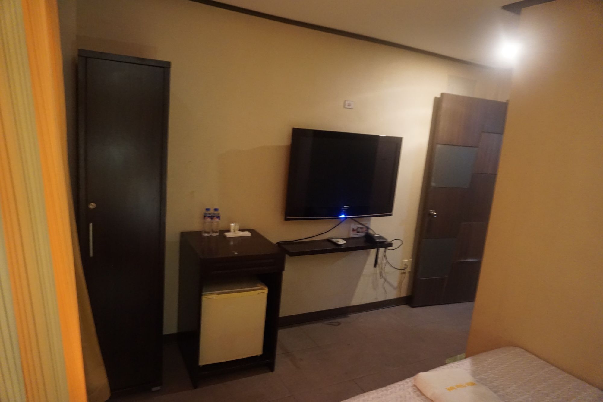 The Shila Philla Hotel Makati City Ngoại thất bức ảnh